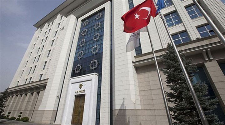 AKP’li bürokratların çoklu maaş listesi uzuyor