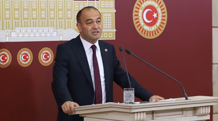 CHP’li Özgür Karabat: Binlerce ton et, 4 zincir markete ucuza satıldı