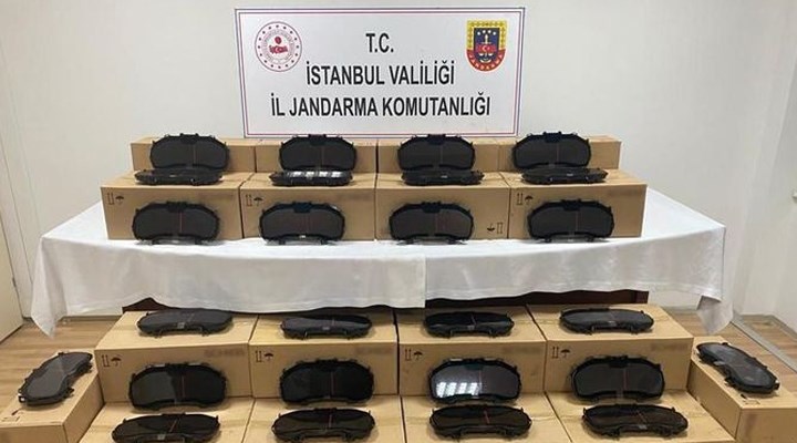 İstanbul'da 'hayalet gösterge' operasyonu: 207 adet panel ele geçirildi