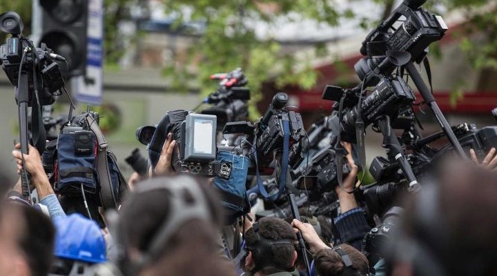 Çarpıcı rapor: Almanya’da gazetecilere yönelik saldırılar artıyor