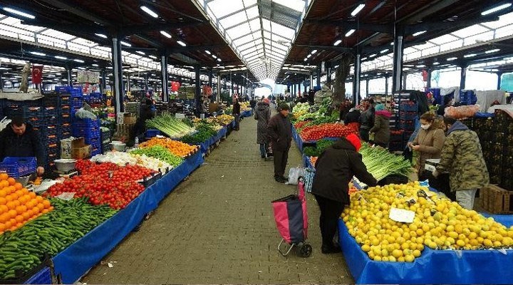 Semt pazarlarında POS cihazlarına geçiş: Tane ile sebze kartla ödeme
