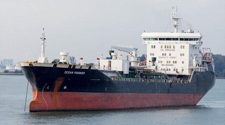 İzmit Körfezi'ne petrol döken gemiye 5 milyon 882 bin lira ceza kesildi