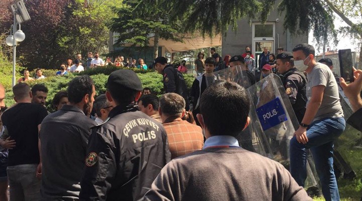 Boğaziçi'nde '1 Mayıs' müdahalesi: Öğrenciler gözaltına alındı