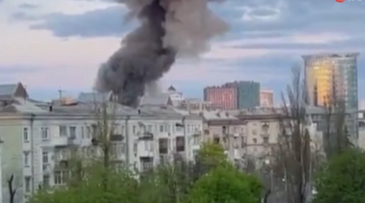 Kiev’de şiddetli patlama!