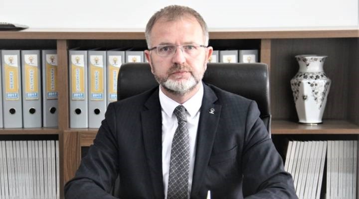 AKP İl Başkanı bayramlaşma etkinliğinde istifa etti