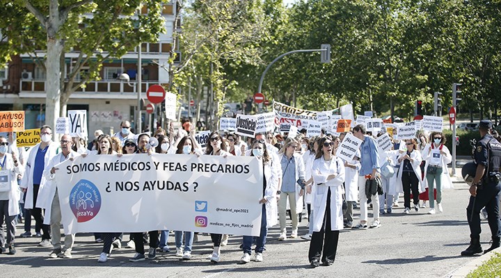 Madrid’de hekimler grevde