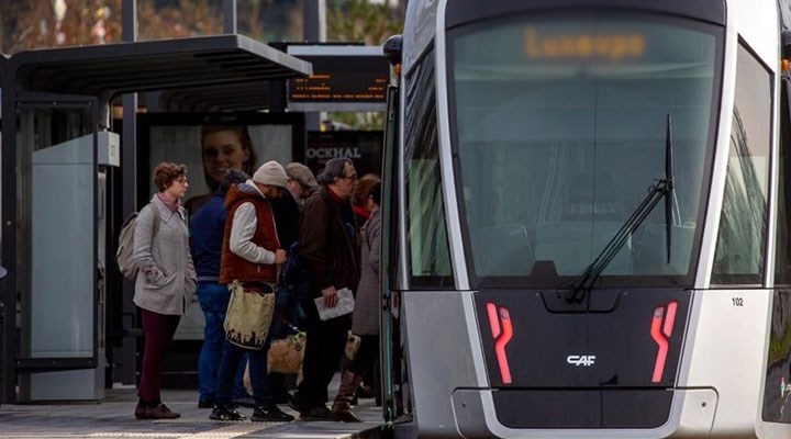 Avrupa'da hayat pahalılığı: 3 ülke toplu taşıma ücretlerini düşürme kararı aldı