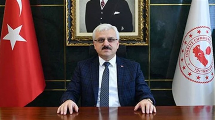 Nesin Vakfı’nın hesaplarına bloke konmasıyla gündeme gelen Erkan Kılıç  vali yapıldı