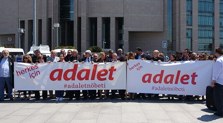 Avukatlardan Gezi hükümlüleri ve Kaftancıoğlu için adalet nöbeti