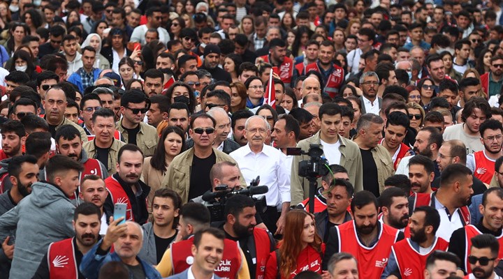 Kılıçdaroğlu, Büyük Gençlik Yürüyüşü'nde konuştu: Hep beraber 5'li çeteleri ve SADAT'ları ezeceğiz