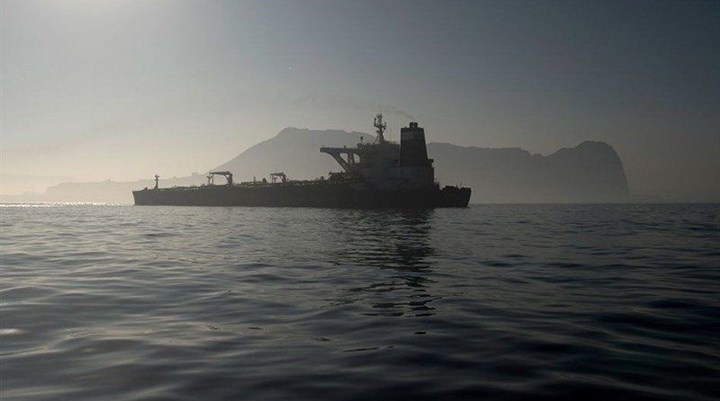 Gemisi alıkonulan İran, Yunanistan'ın maslahatgüzarını bakanlığa çağırdı