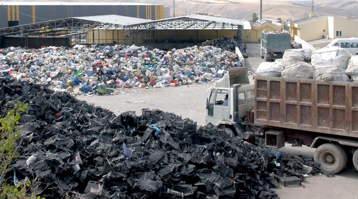 Resmen Avrupa’nın çöplüğü olmuşuz: Türkiye AB’den en çok atık ithal eden ülke!