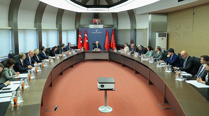 Kılıçdaroğlu, TÜSİAD yönetimiyle görüştü