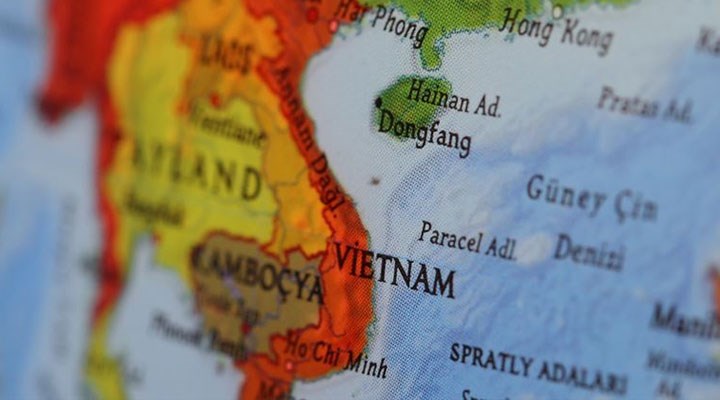 Vietnam Sağlık Bakanı Covid-19 testlerindeki fahiş fiyatlar nedeniyle gözaltına alındı