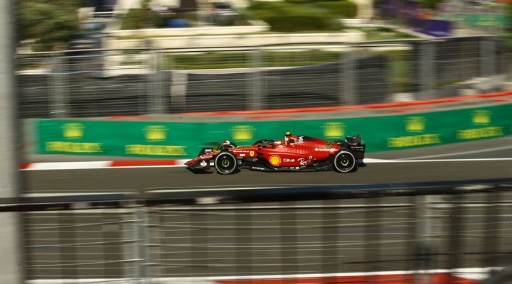 F1 Azerbaycan Grand Prix'sinde 'pole' pozisyonu Charles Leclerc'in oldu