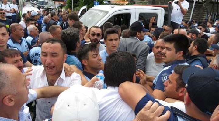 Üsküdar Belediyesi zabıtaları, İBB ekiplerine saldırdı