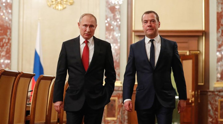 Medvedev: Kırım’a el uzatmak ülkemize karşı bir savaş ilanıdır