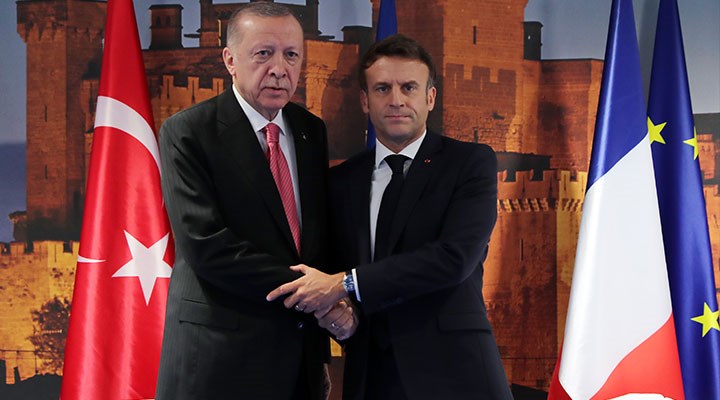 Erdoğan, NATO Zirvesi’nde Macron ile görüştü
