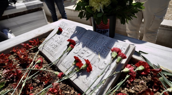 Sivas Katliamı'nda yaşamını yitirenler anılıyor: "Unutmadık, unutturmayacağız"