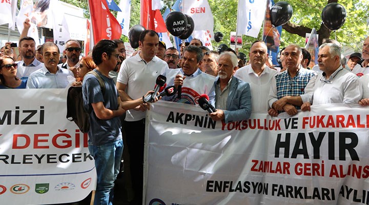 Birleşik Kamu-İş'ten TÜİK önünde enflasyon protestosu: "TÜİK'in yalanlarından bıktık"