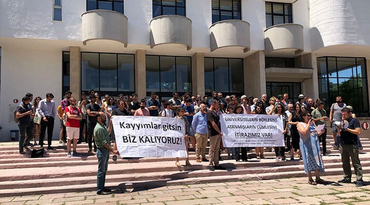 ODTÜ'de görevden almalar protesto edildi: "Taleplerimiz gerçekleşene kadar sesimizi yükseltmeye devam edeceğiz"