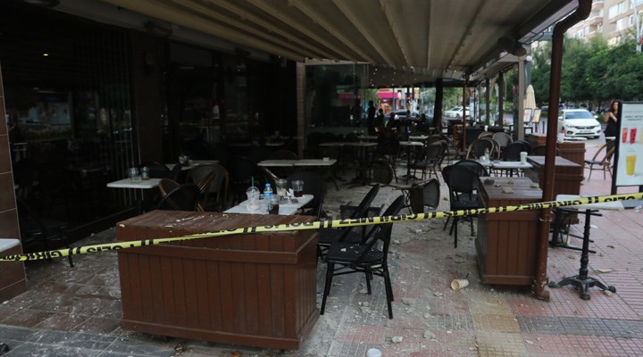 Starbucks’ta kahve içenlerin üstüne yukarıdan beton düştü: 1’i ağır 2 yaralı