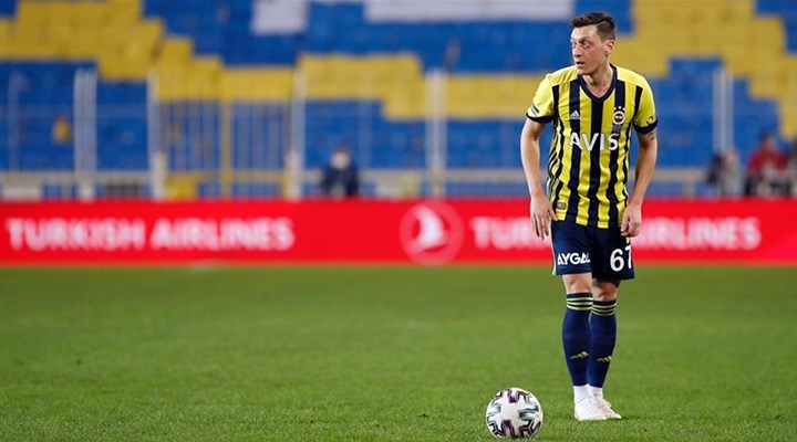 Fenerbahçe, Mesut Özil ile yollarının ayrıldığını duyurdu