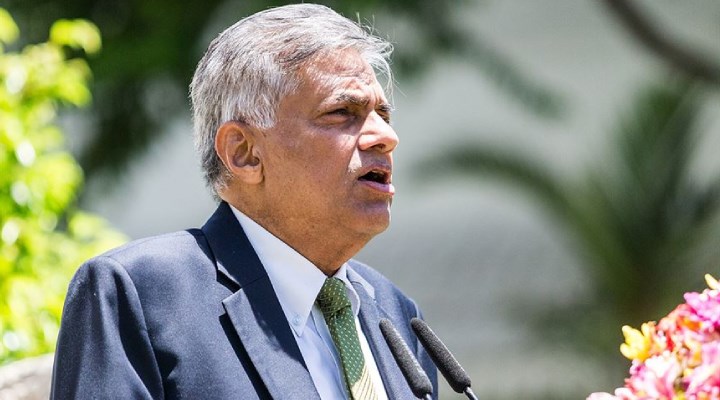 Sri Lanka'da Başbakan Wickremesinghe, geçici devlet başkanı olarak yemin etti