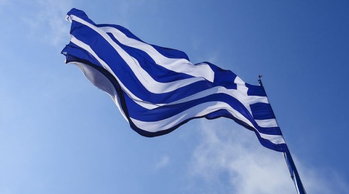 Yunanistan'ın kuzeyinde kargo uçağı düştü