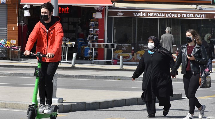 İzmir'de vaka sayılarında ciddi artış yaşanıyor: "Kentte kısıtlama kararı alınmayacak"