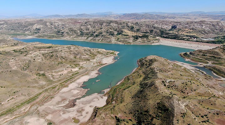 Sivas'ta su seviyesi yüzde 6'ya geriledi: '3 aylık su kaldı'