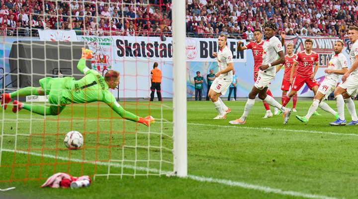8 gollü karşılaşmayı kazanan Bayern Münih kupanın sahibi oldu
