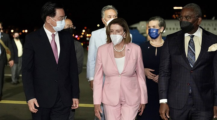Çin’den Pelosi'nin Tayvan ziyaretine çok sert tepki: Bu ateşle oynamaktır