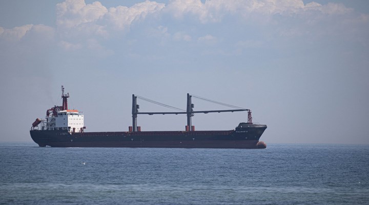 Ukrayna'dan tahıl taşıyacak gemi, Çernomorsk Limanı'na geldi