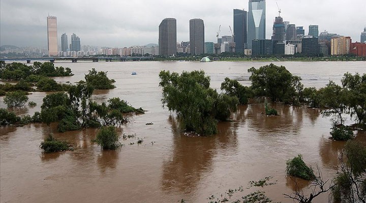 Güney Kore’de şiddetli yağışlar: 9 kişi hayatını kaybetti