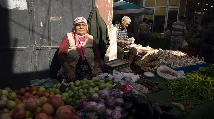 İstanbullu gıdaya bile erişmekte zorlanıyor
