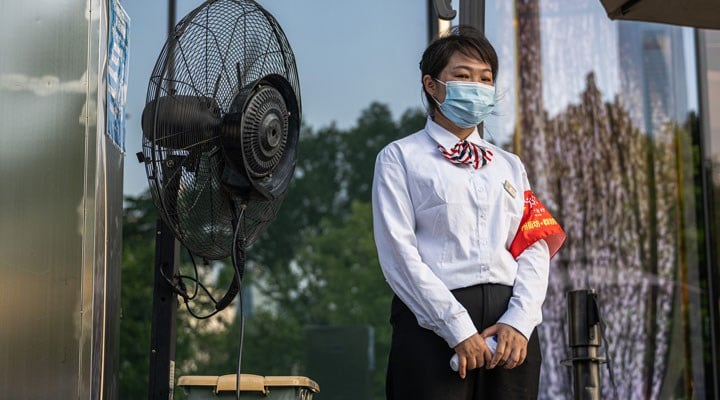 Çin'de aşırı sıcaklar: Bazı fabrikalarda üretime ara verildi