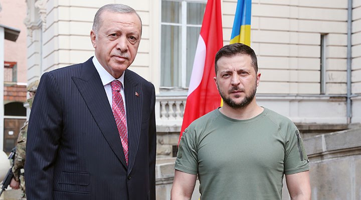 Erdoğan, Ukrayna'da Zelenski ile bir araya geldi