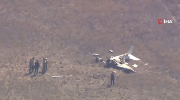 ABD'de iki küçük uçak çarpıştı: 2 ölü
