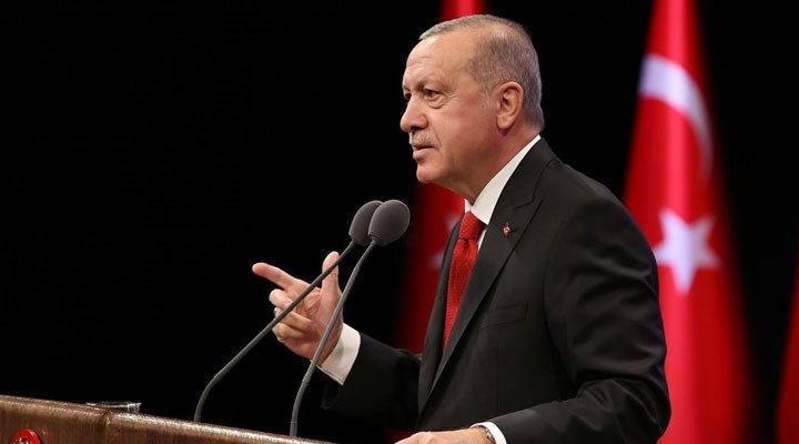 Erdoğan: Faiz, kur meselelerine takılı kalırsak Türkiye'ye yazık ederiz