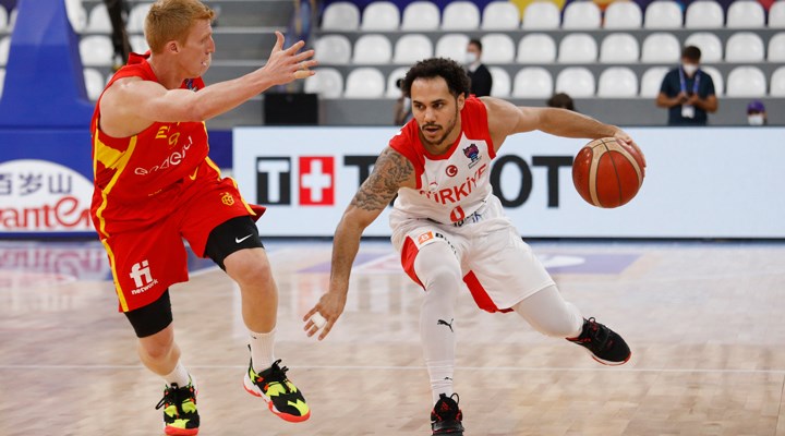 Shane Larkin, EuroBasket 2022'ye devam edemeyecek: "Ameliyat olması gerekiyor"