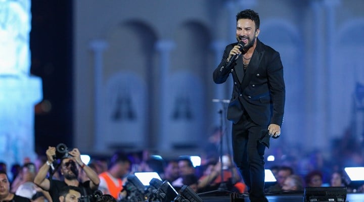 Tarkan'dan İzmir konseri açıklaması: İlk 5'e girip tarihe geçmişiz