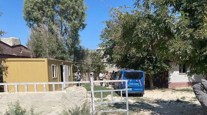 CHP'li Tanal'ın dün harap halini gösterdiği okula bugün jandarma gitti