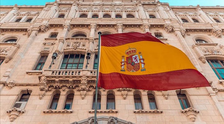 İspanya hükümeti, 'zenginlere' ek vergi artışı getirecek