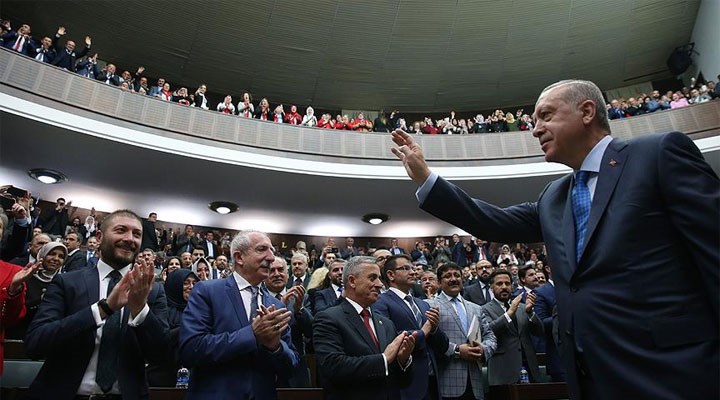 AKP'nin yarısı değişecek: 90-100 vekil üç dönem kuralına takılıyor