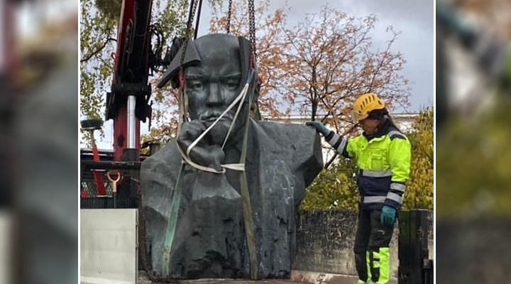 Finlandiya'daki son Lenin heykeli kaldırıldı