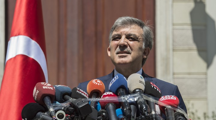 Abdullah Gül'den başörtüsü teklifi hakkında açıklama: Kılıçdaroğlu'nu tebrik etmek gerekir