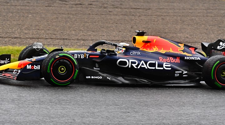 F1 Japonya Grand Prix'sinde pole pozisyonu Max Verstappen'in oldu