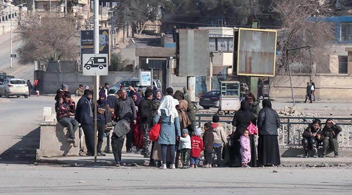 Afrin'i alan cihatçı El Nusra’dan kaçan halk yollara döküldü