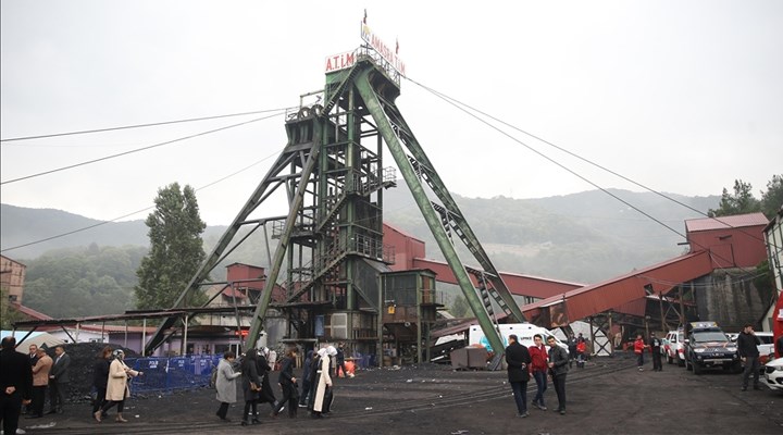 Katliamdan üç gün sonra ihale: Madenciler toprağa verilirken çıkartılan kömür satışa hazırlandı